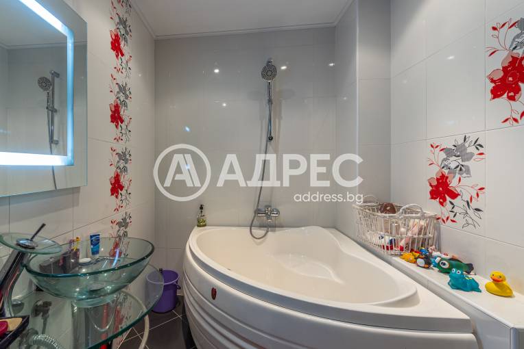 Къща/Вила, Варна, м-ст Зеленика, 680515, Снимка 45