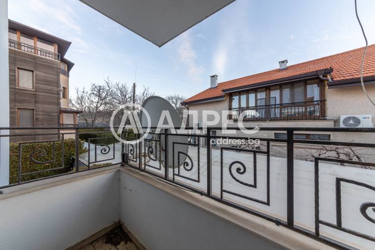 Къща/Вила, Варна, м-ст Зеленика, 680515, Снимка 46