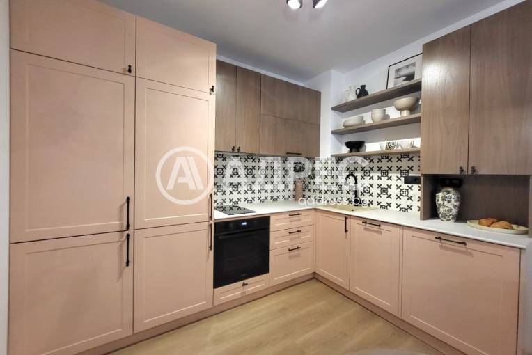 Едностаен апартамент, Варна, к.к. Св.Св. Константин и Елена, 670516, Снимка 2