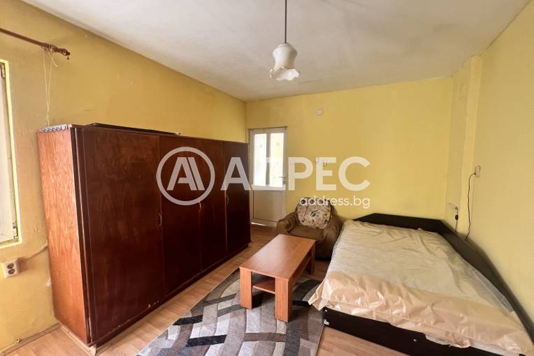 Едностаен апартамент, София, Хладилника, 687516, Снимка 1