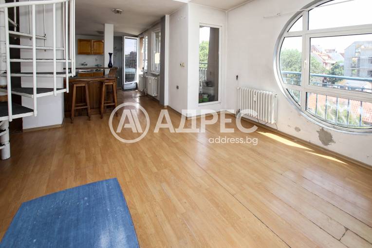 Тристаен апартамент, София, Център, 662517, Снимка 1