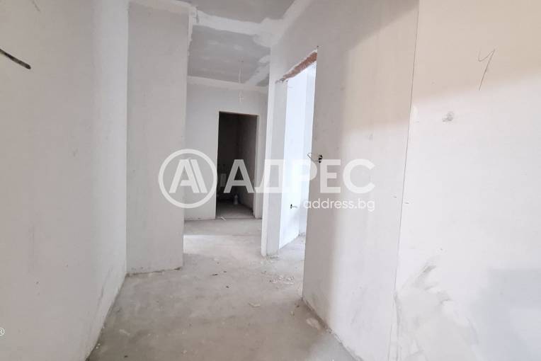 Тристаен апартамент, Варна, Владислав Варненчик, 680517, Снимка 2