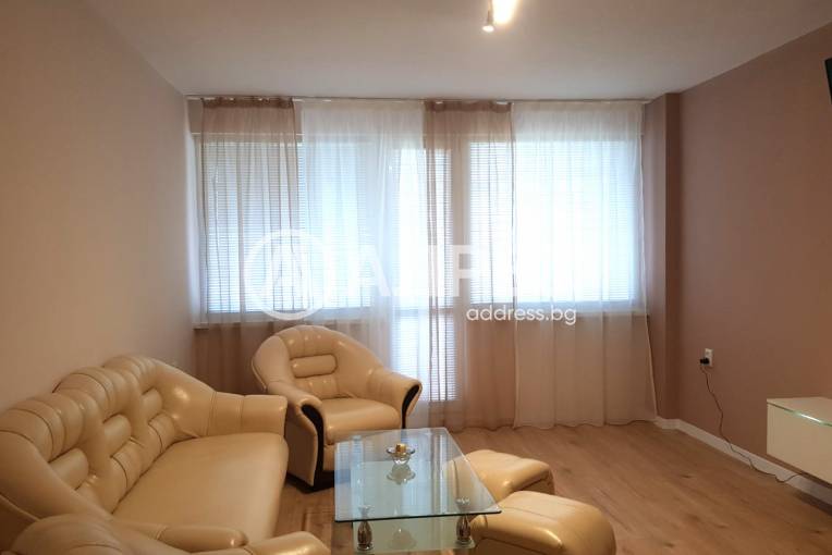 Тристаен апартамент, Русе, Широк център, 654518, Снимка 2