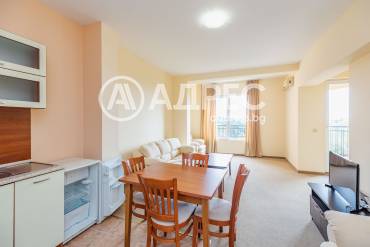 Двустаен апартамент, Варна, к.к. Златни Пясъци, 685518, Снимка 1