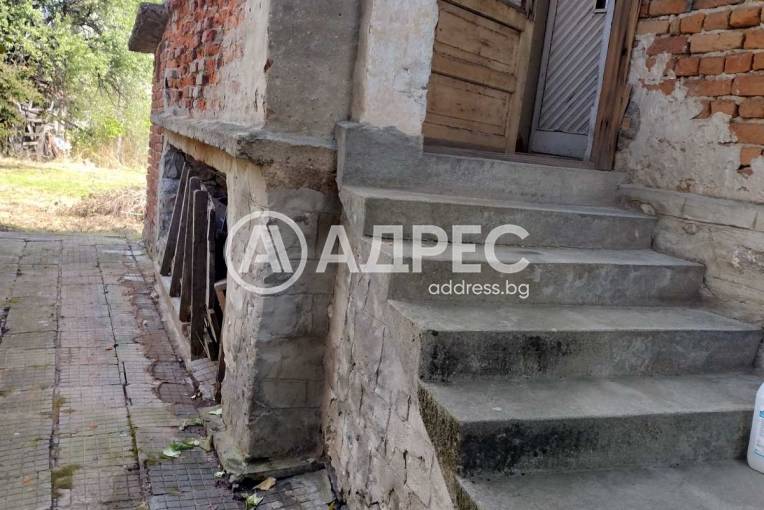Къща/Вила, Долна баня, 666520, Снимка 10