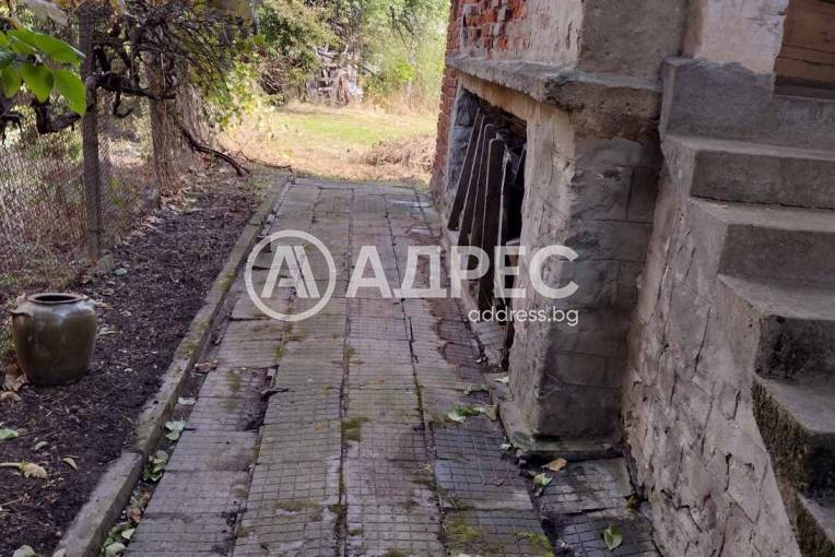 Къща/Вила, Долна баня, 666520, Снимка 14