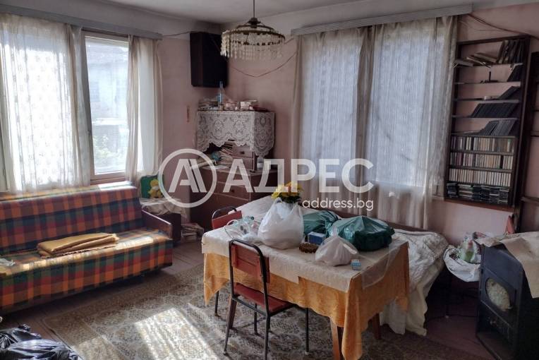 Къща/Вила, Долна баня, 666520, Снимка 7