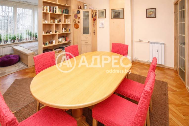 Тристаен апартамент, София, Център, 671520, Снимка 1