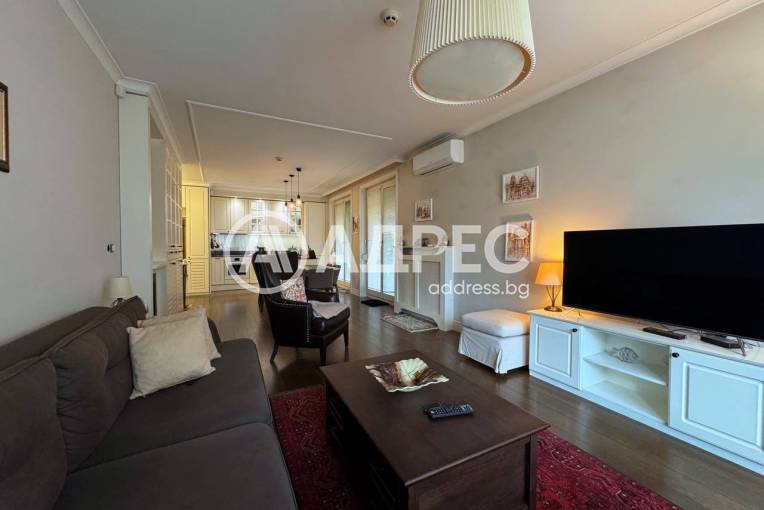 Двустаен апартамент, София, Лозенец, 678520, Снимка 1