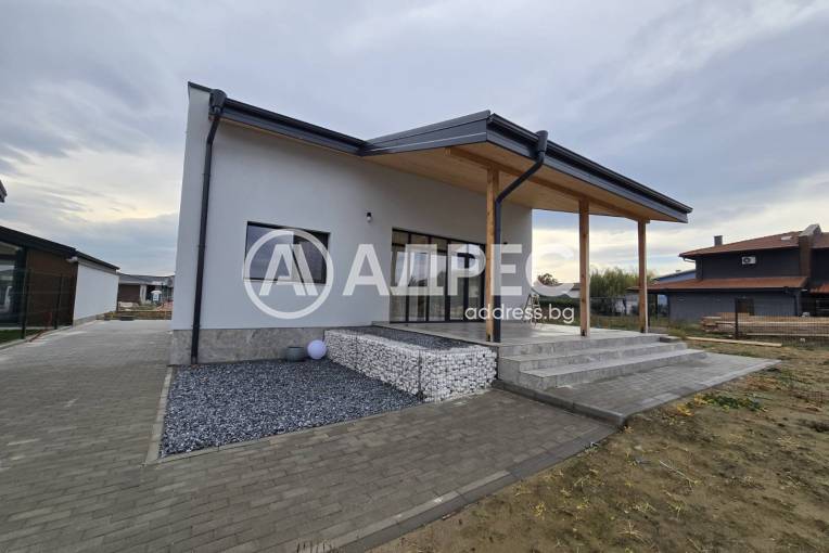 Къща/Вила, Радиново, 664521, Снимка 1