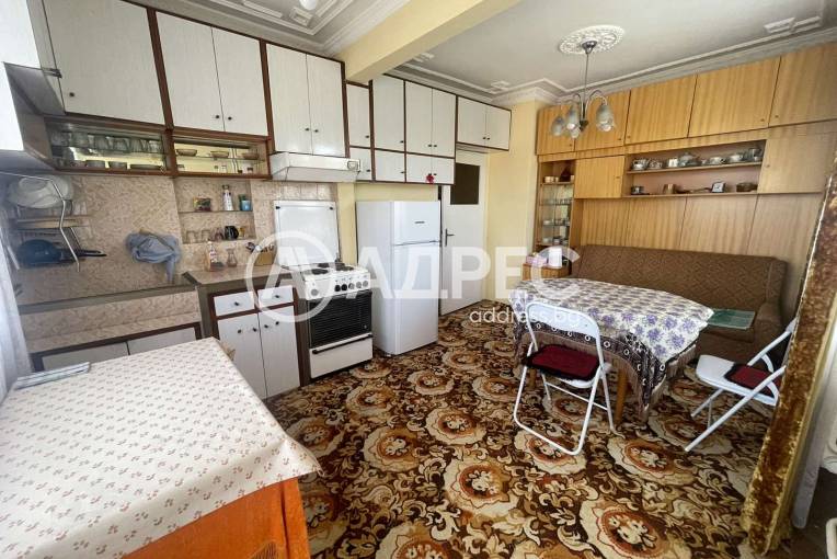 Тристаен апартамент, Смядово, 700521, Снимка 1