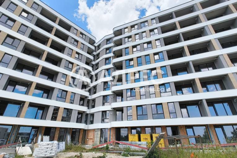 Тристаен апартамент, Варна, Владислав Варненчик, 697522, Снимка 1