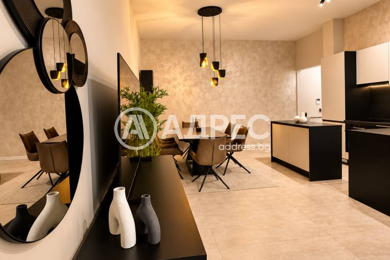 Тристаен апартамент, София, Бояна, 702525, Снимка 1