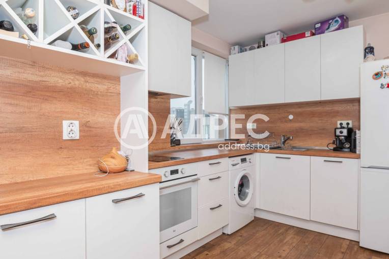 Тристаен апартамент, Бургас, Меден рудник - зона А, 674527, Снимка 1