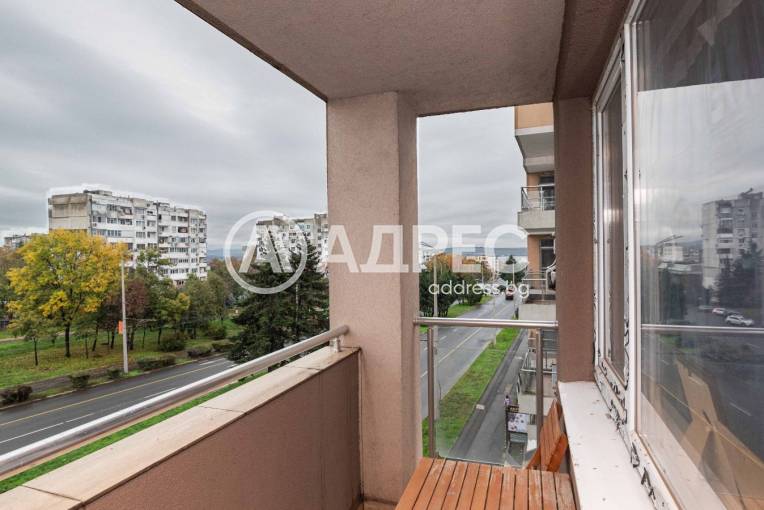 Тристаен апартамент, Бургас, Меден рудник - зона А, 674527, Снимка 23