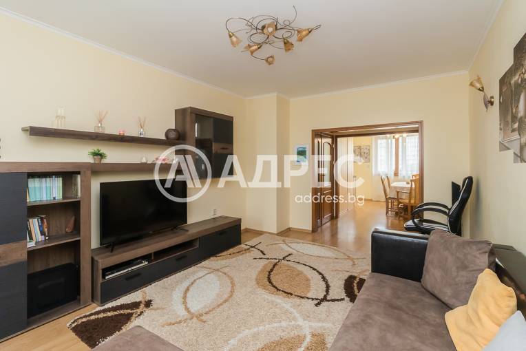 Тристаен апартамент, Варна, Възраждане 2, 675527, Снимка 1