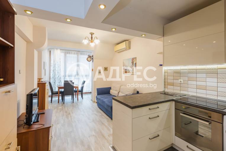 Тристаен апартамент, Варна, Лятно кино Тракия, 683527, Снимка 1