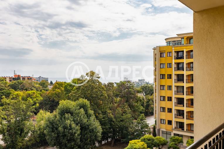 Тристаен апартамент, Варна, к.к. Златни Пясъци, 685527, Снимка 11