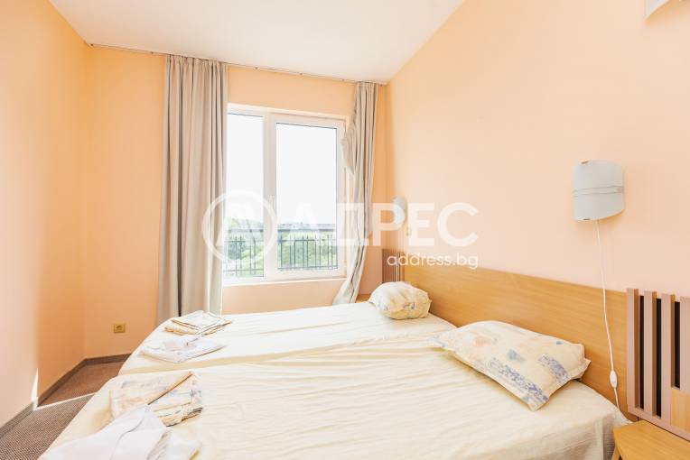 Тристаен апартамент, Варна, к.к. Златни Пясъци, 685527, Снимка 12