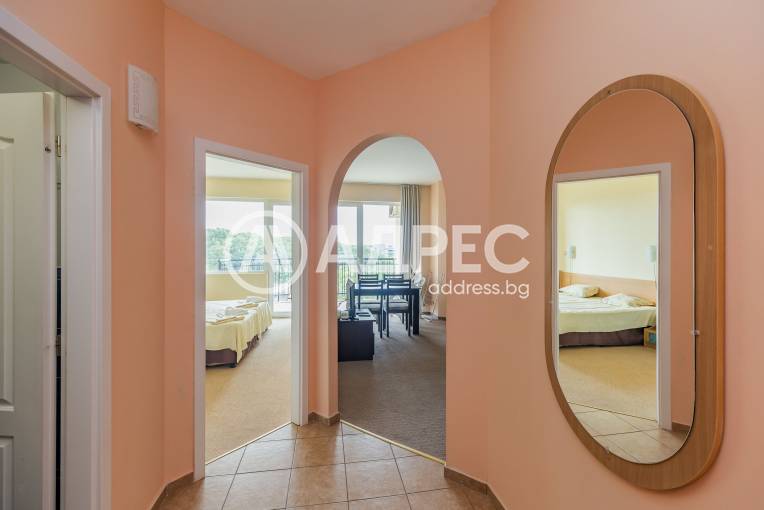 Тристаен апартамент, Варна, к.к. Златни Пясъци, 685527, Снимка 4