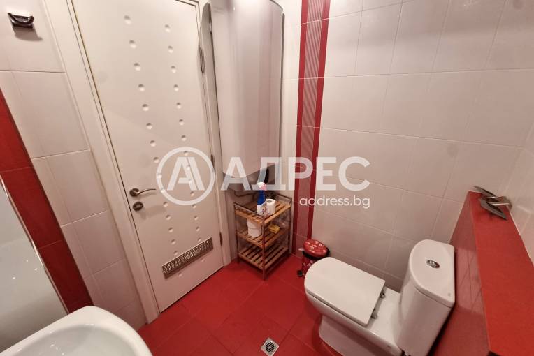 Тристаен апартамент, София, Гоце Делчев, 653528, Снимка 11