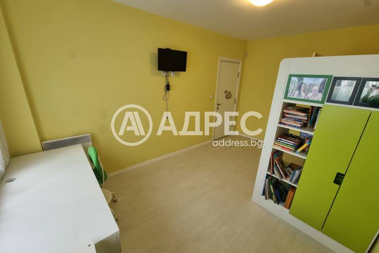 Тристаен апартамент, София, Гоце Делчев, 653528, Снимка 18