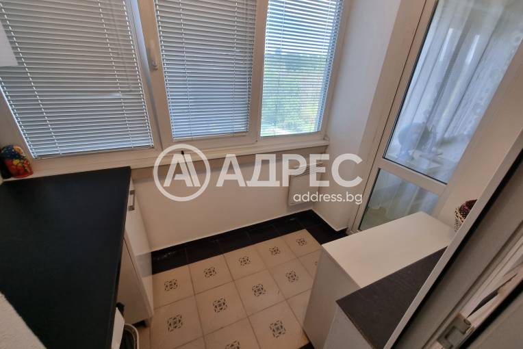 Тристаен апартамент, София, Гоце Делчев, 653528, Снимка 8