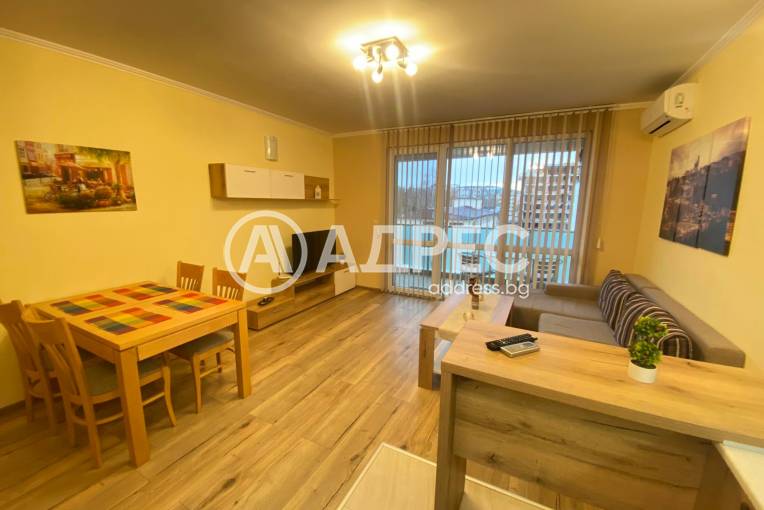 Двустаен апартамент, Велико Търново, Център, 683531, Снимка 1