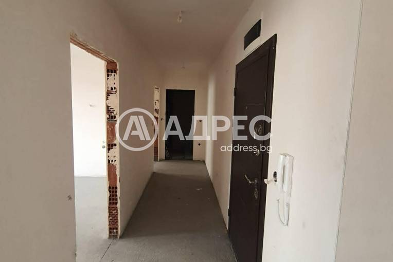 Тристаен апартамент, Благоевград, Център, 688533, Снимка 1