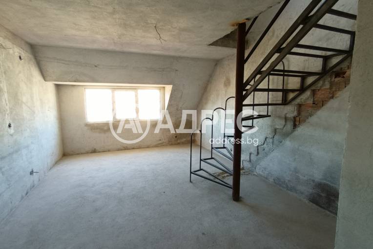 Тристаен апартамент, Благоевград, Еленово, 692533, Снимка 2