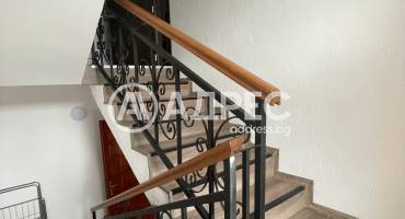 Многостаен апартамент, Божурище, 688535, Снимка 2