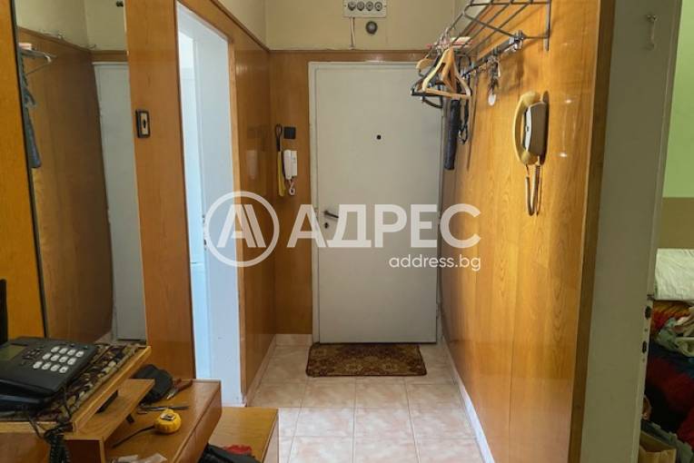 Тристаен апартамент, Добрич, Център, 698538, Снимка 1