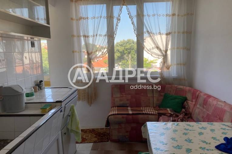 Тристаен апартамент, Добрич, Център, 698538, Снимка 3