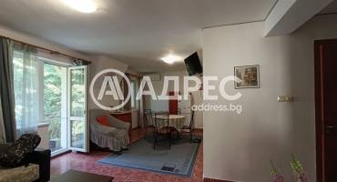 Двустаен апартамент, Варна, Идеален център, 666542, Снимка 2