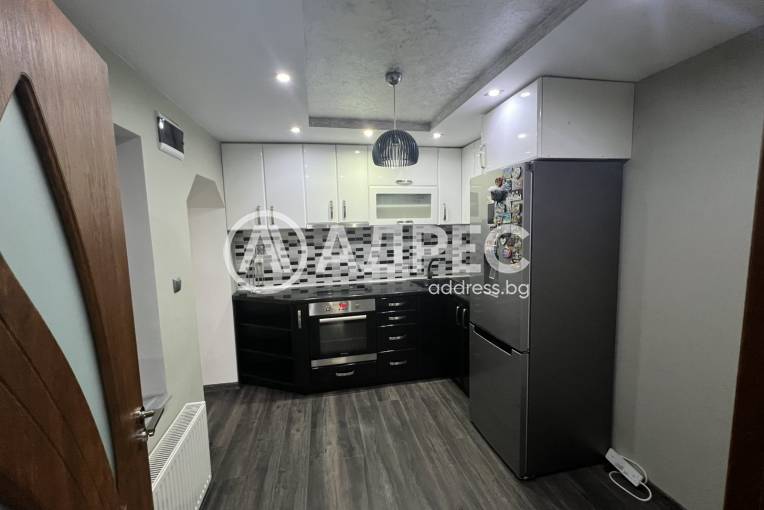 Къща/Вила, Разград, м-ст Обзор, 679542, Снимка 8