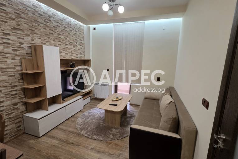 Тристаен апартамент, Плевен, ВМИ, 652543, Снимка 1