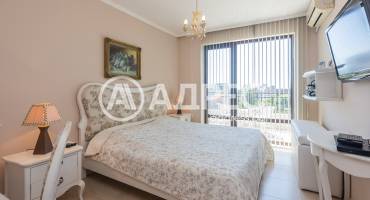 Тристаен апартамент, Варна, к.к. Златни Пясъци, 690543, Снимка 2