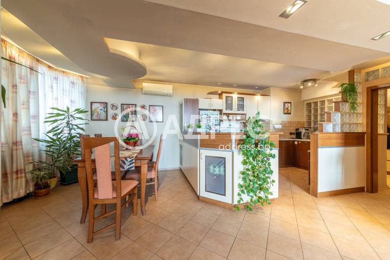 Тристаен апартамент, Варна, Чайка, 675545, Снимка 19