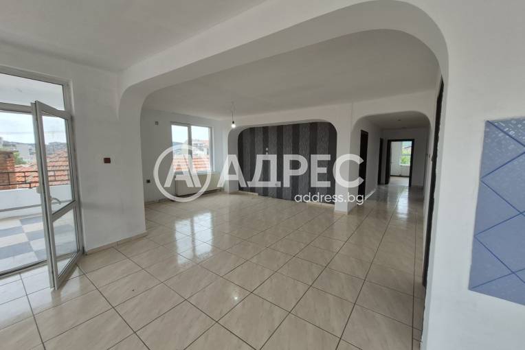 Тристаен апартамент, Сливен, Комлука, 694546, Снимка 2
