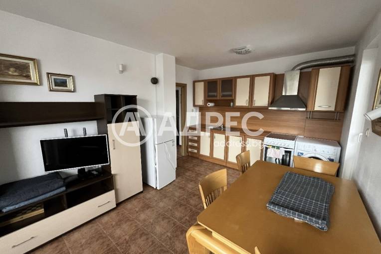 Тристаен апартамент, Плевен, Център, 683548, Снимка 1