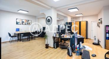 Търговски помещения, Варна, ЖП Гара, 681550, Снимка 3