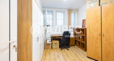 Търговски помещения, Варна, ЖП Гара, 681550, Снимка 9