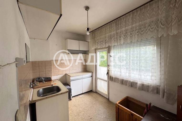 Двустаен апартамент, Попово, 702550, Снимка 2