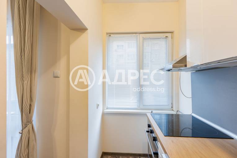 Тристаен апартамент, Варна, Общината, 668551, Снимка 19