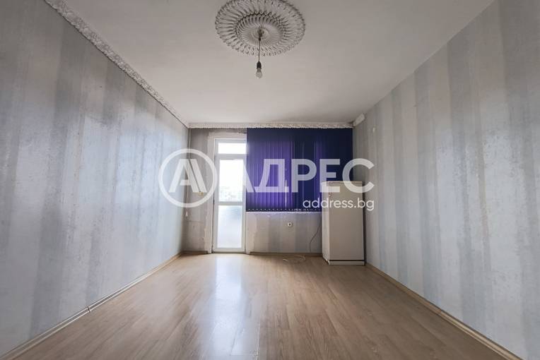 Тристаен апартамент, Русе, Широк център, 675551, Снимка 1