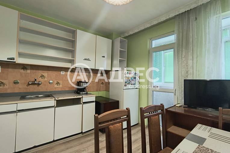 Тристаен апартамент, Русе, Широк център, 675551, Снимка 9