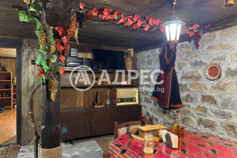 Къща/Вила, Голец, 679551, Снимка 5