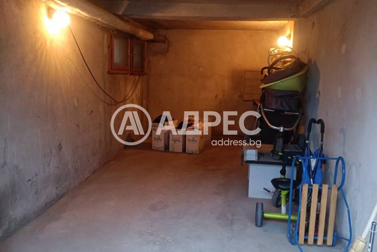 Гараж, Плевен, Градска част, 677552, Снимка 1