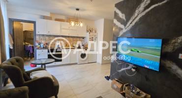 Тристаен апартамент, Шумен, Център, 685553, Снимка 1