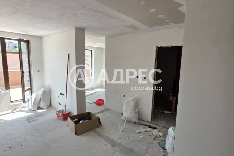 Тристаен апартамент, Велико Търново, Бузлуджа, 694553, Снимка 2